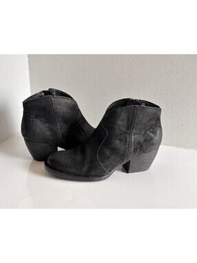 Born Michel Western Boots Womens Black Suede Distressed Ankle Heels Booties 8.5M